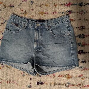 Vintage L.E.I. Jean shorts Junior size 9 excellent used condition